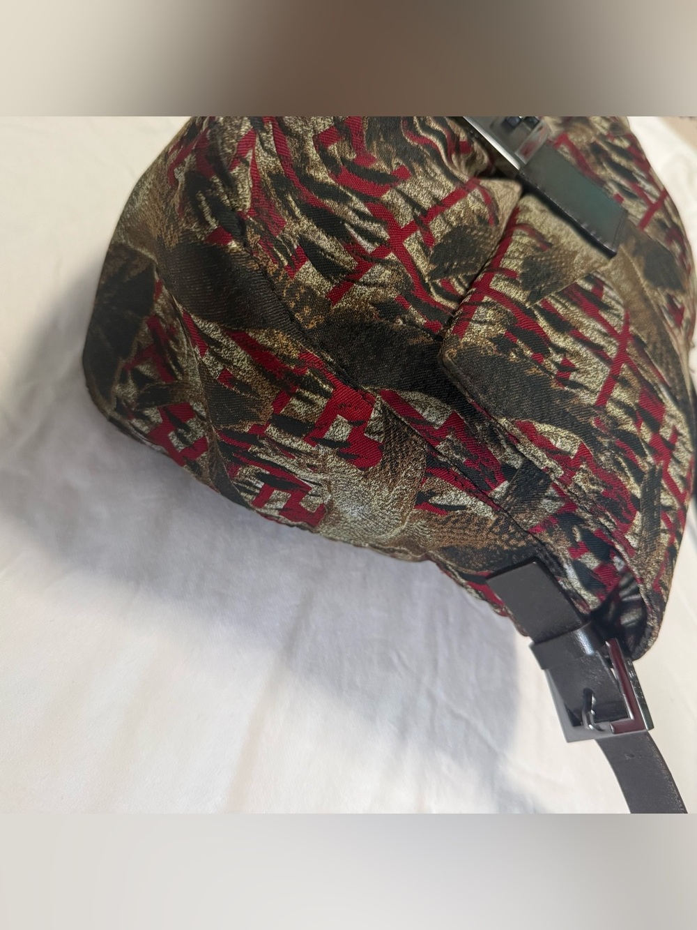 LAST DAY Fendi RARE Zucca Falcon Bird Print Red Mama Forever Baguette Bag - Picture 4 of 12